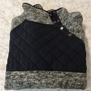 Abercrombie Black Fleece Swearshirt